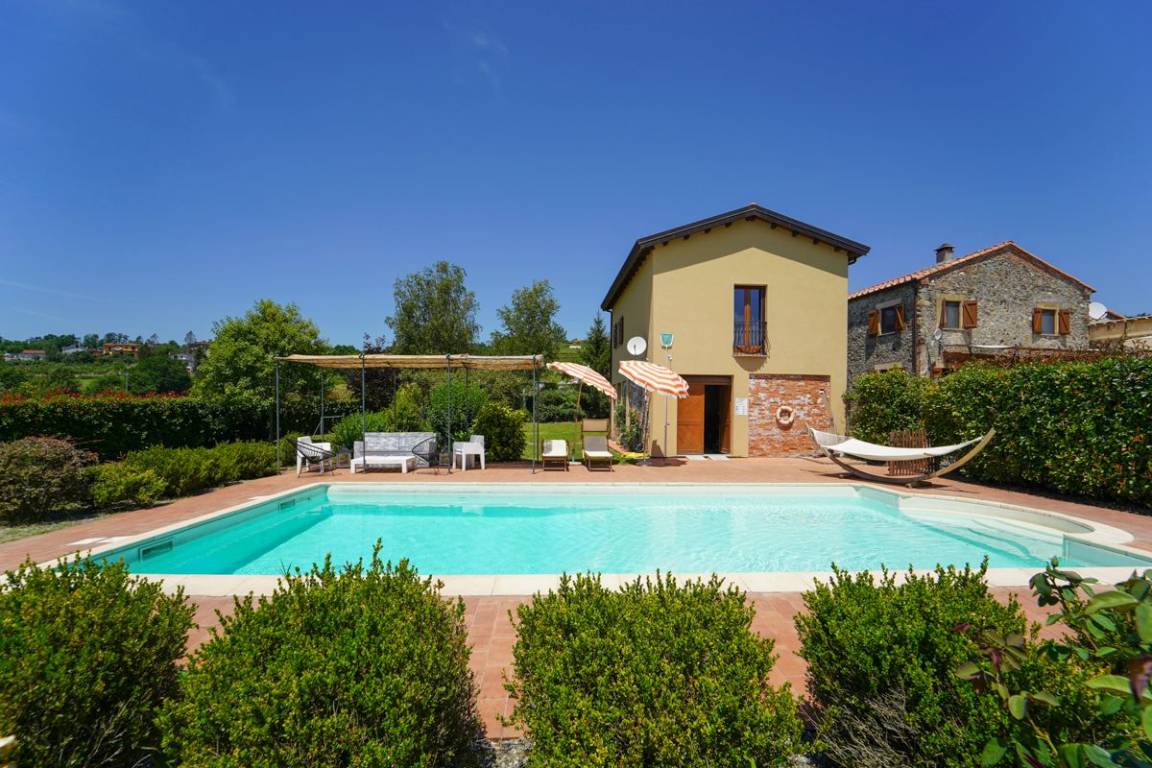Villa ∙ 6 Camere Da Letto ∙ 12 Ospiti - Aulla