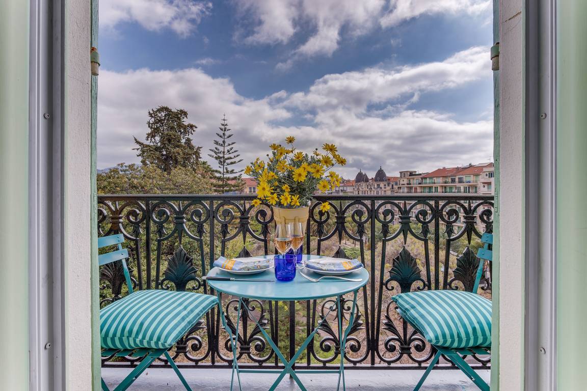 85 M² Apartment ∙ 3 Bedrooms ∙ 5 Guests - Nice