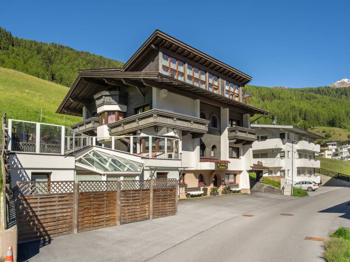60 M² Apartment ∙ 2 Bedrooms ∙ 6 Guests - Zwieselstein