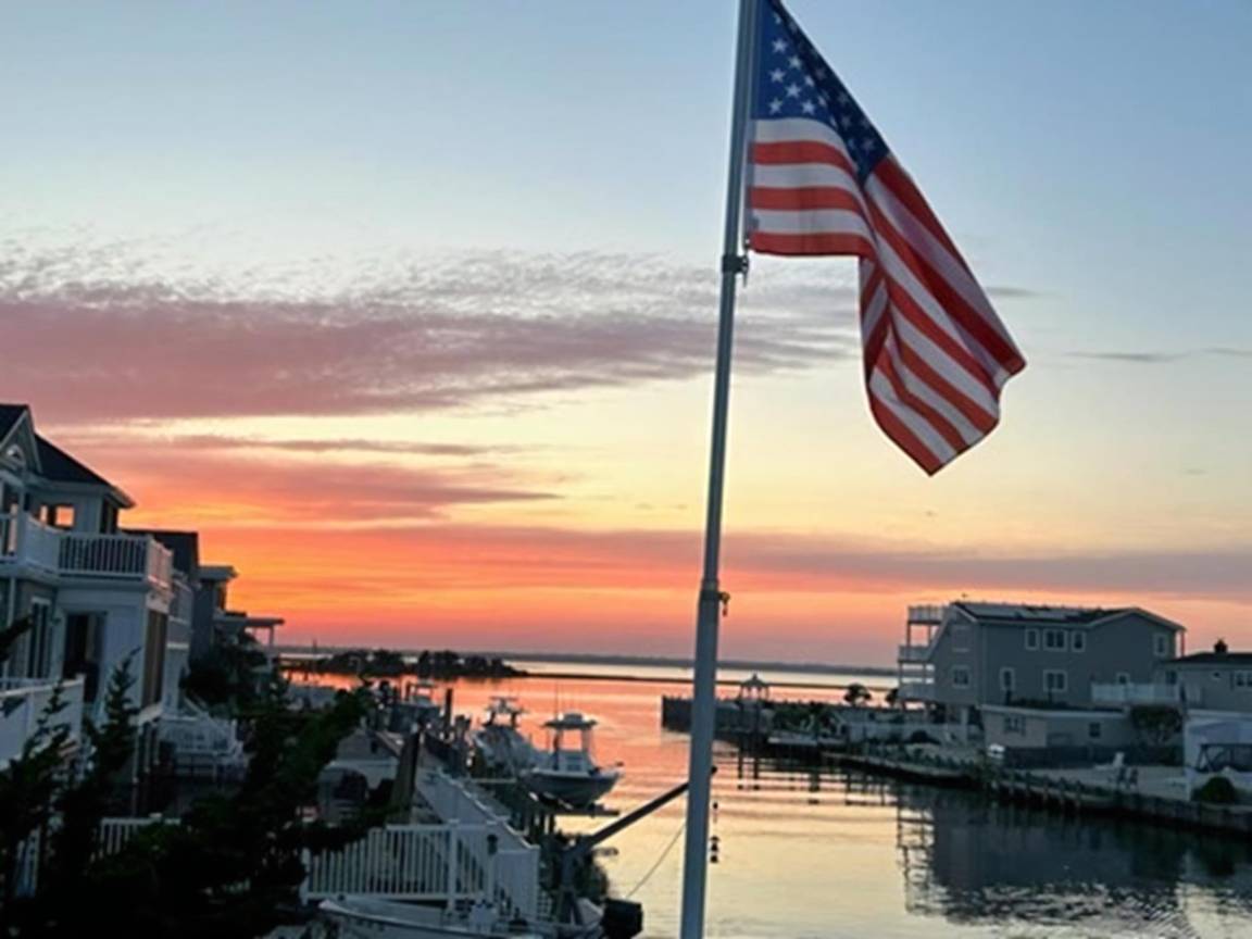 House ∙ 4 Bedrooms ∙ 10 Guests - Long Beach Island, NJ