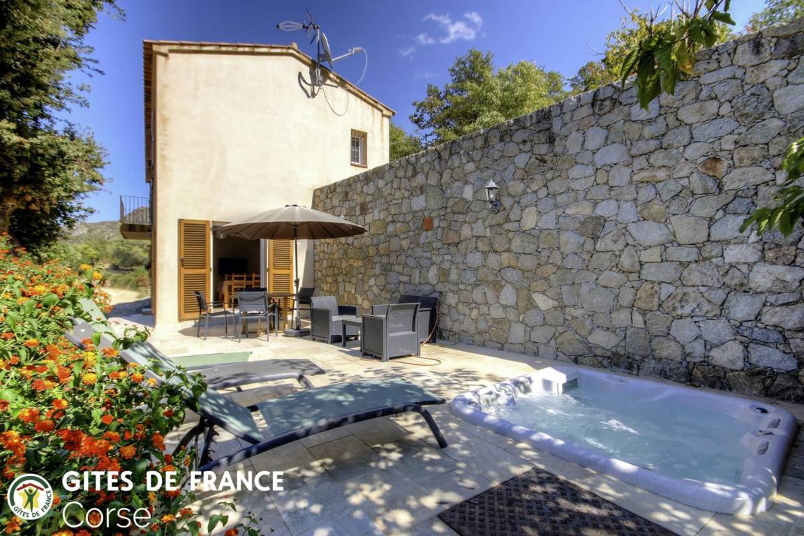 67 m&sup2; G&icirc;te 2 Schlafzimmer 4 G&auml;ste