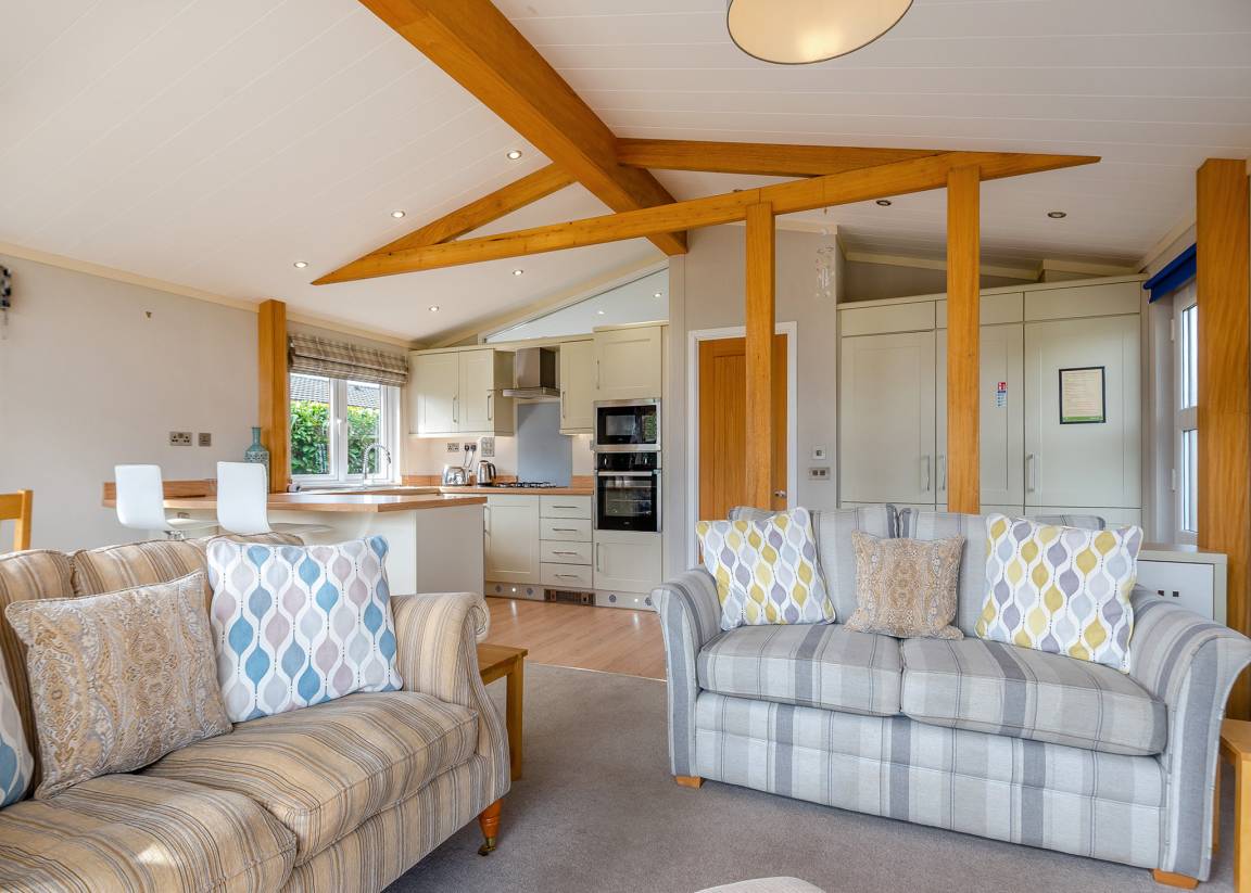 Chalet ∙ 2 Bedrooms ∙ 2 Guests - Shere
