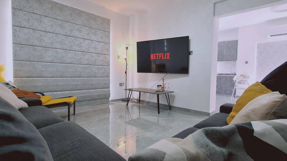 110 M² Apartamento ∙ 3 Habitaciones ∙ 6 Huéspedes - Lárnaca