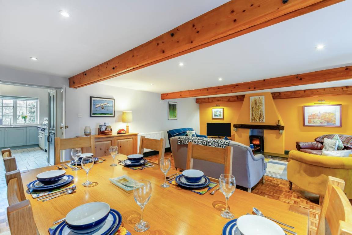 Cottage ∙ 3 Bedrooms ∙ 6 Guests - Kirkby Lonsdale
