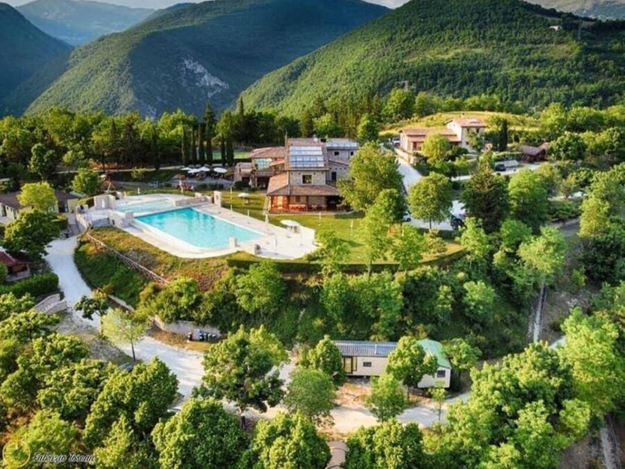 Tenda ∙ 2 Camere Da Letto ∙ 4 Ospiti - Norcia