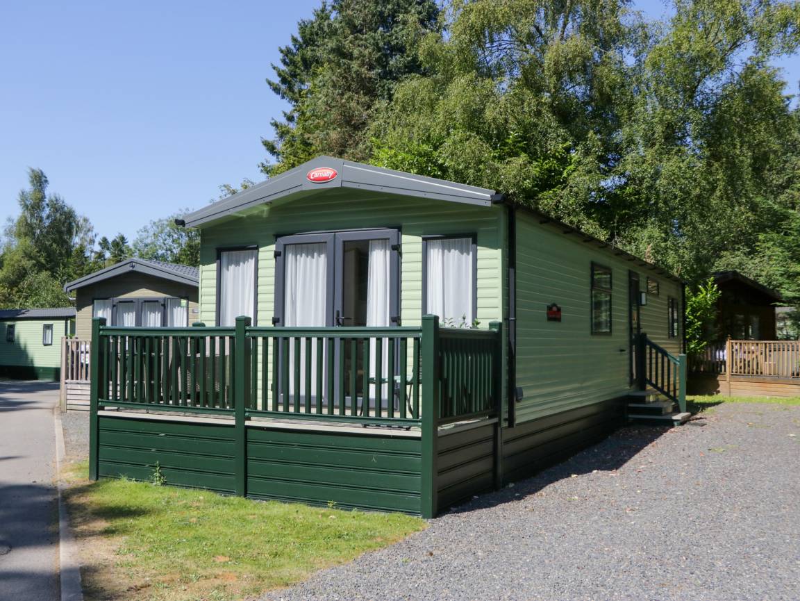 Mökki ∙ 2 Makuuhuonetta ∙ 4 Vierasta - Windermere