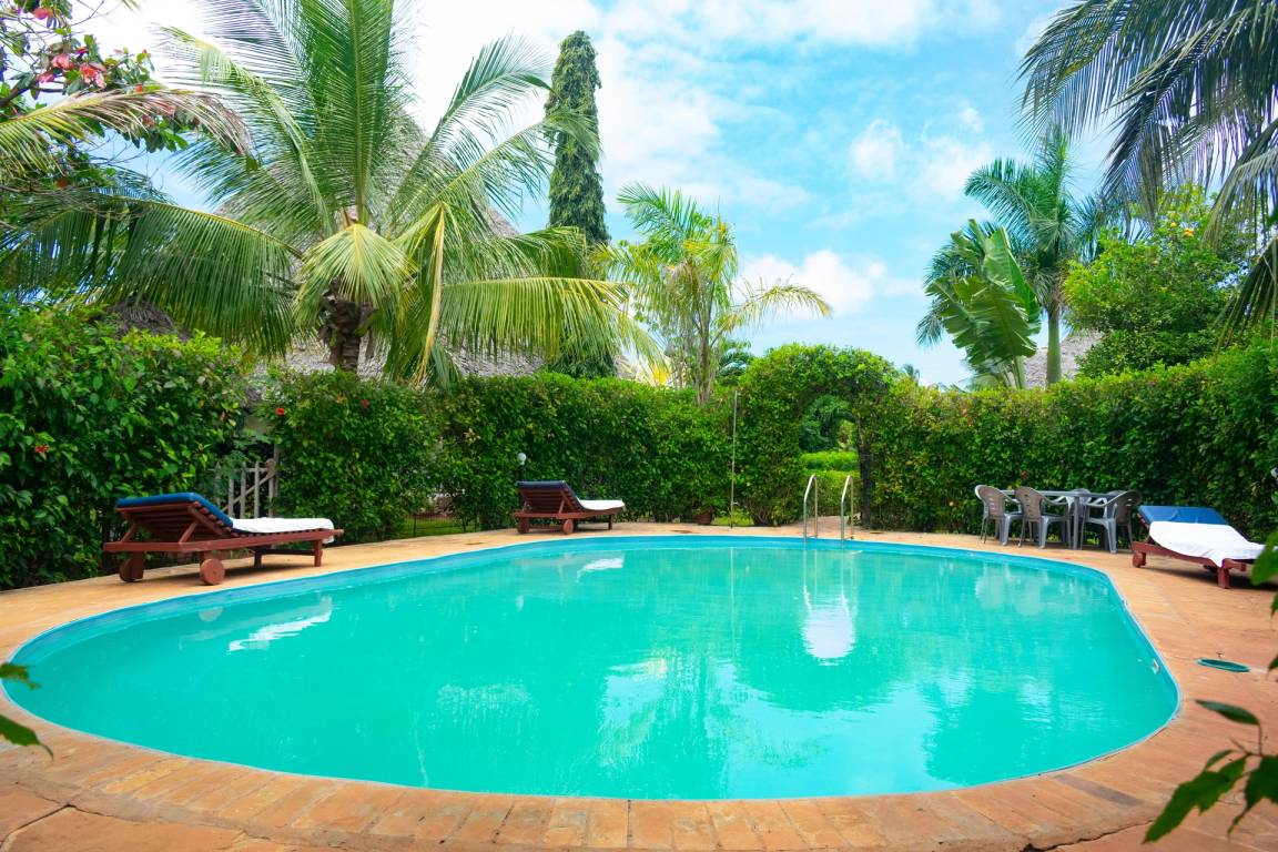 300 M² Villa ∙ 4 Bedrooms ∙ 8 Guests - Diani Beach