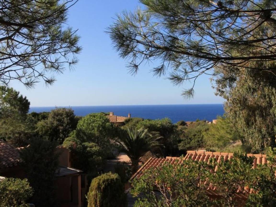 60 M² Apartment ∙ 2 Bedrooms ∙ 4 Guests - Costa Paradiso