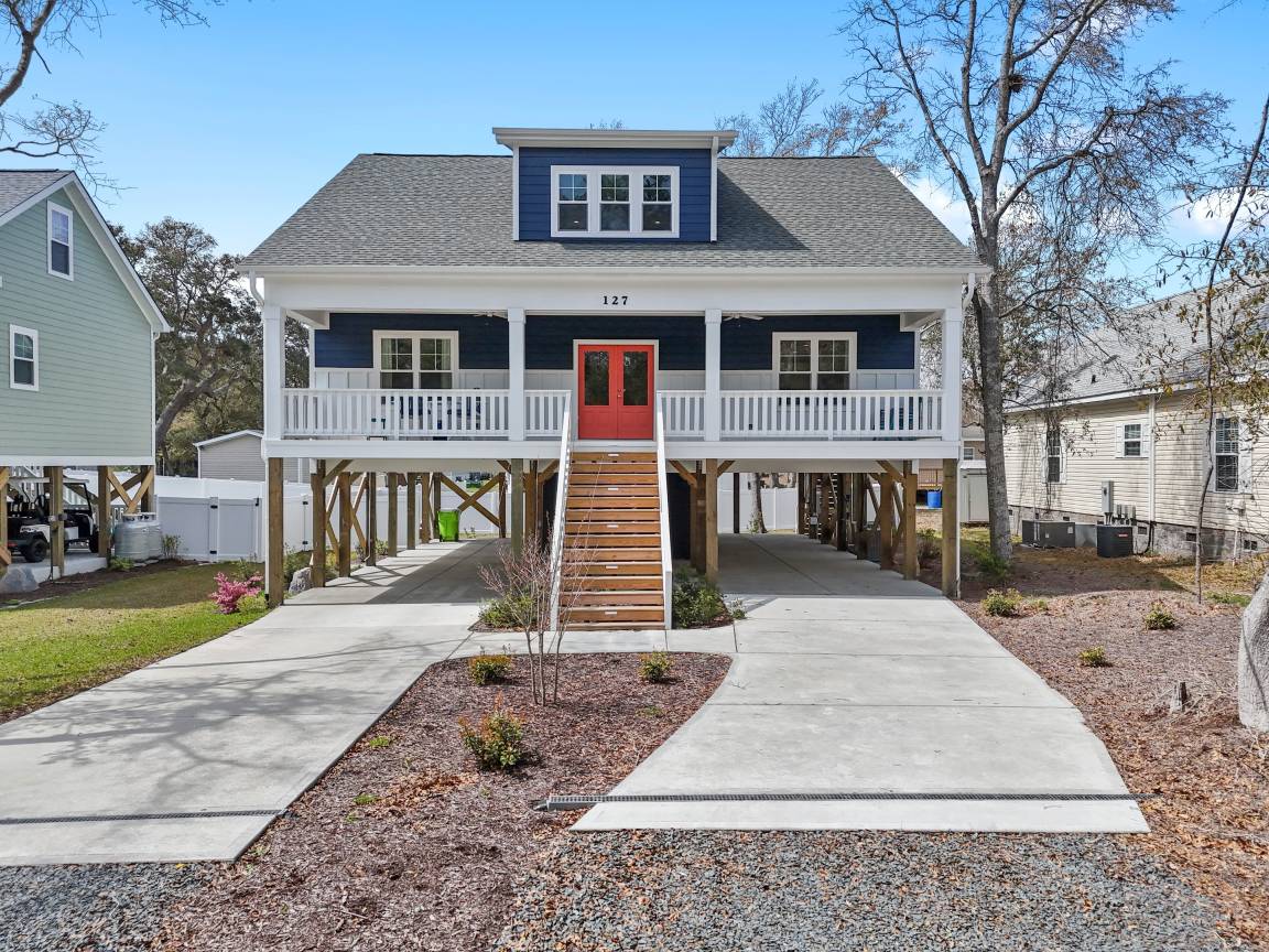 208 M² House ∙ 4 Bedrooms ∙ 11 Guests - Oak Island, NC