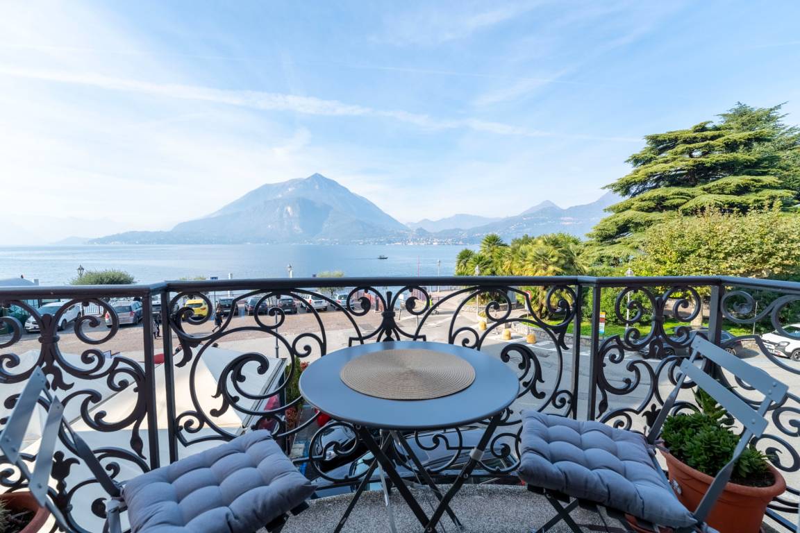 70 M² Apartment ∙ 2 Bedrooms ∙ 4 Guests - Varenna