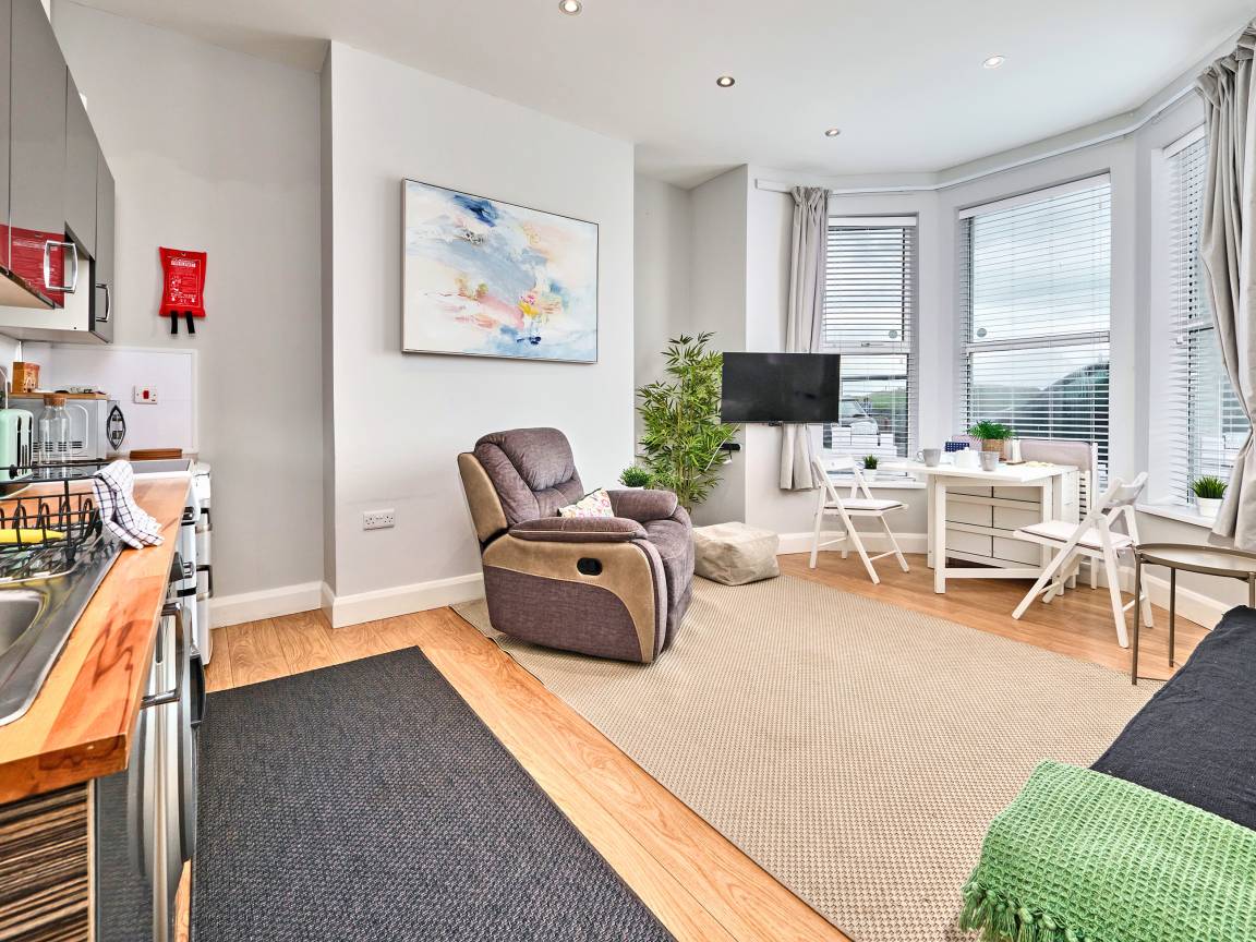 Apartment ∙ 1 Bedroom ∙ 4 Guests - Castlerock