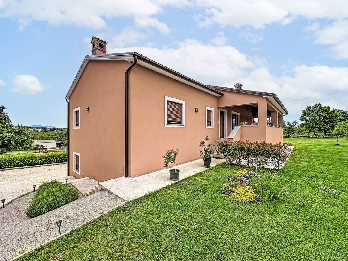 100 M² Maison De Vacances ∙ 3 Chambres ∙ 6 Personnes - Kanfanar