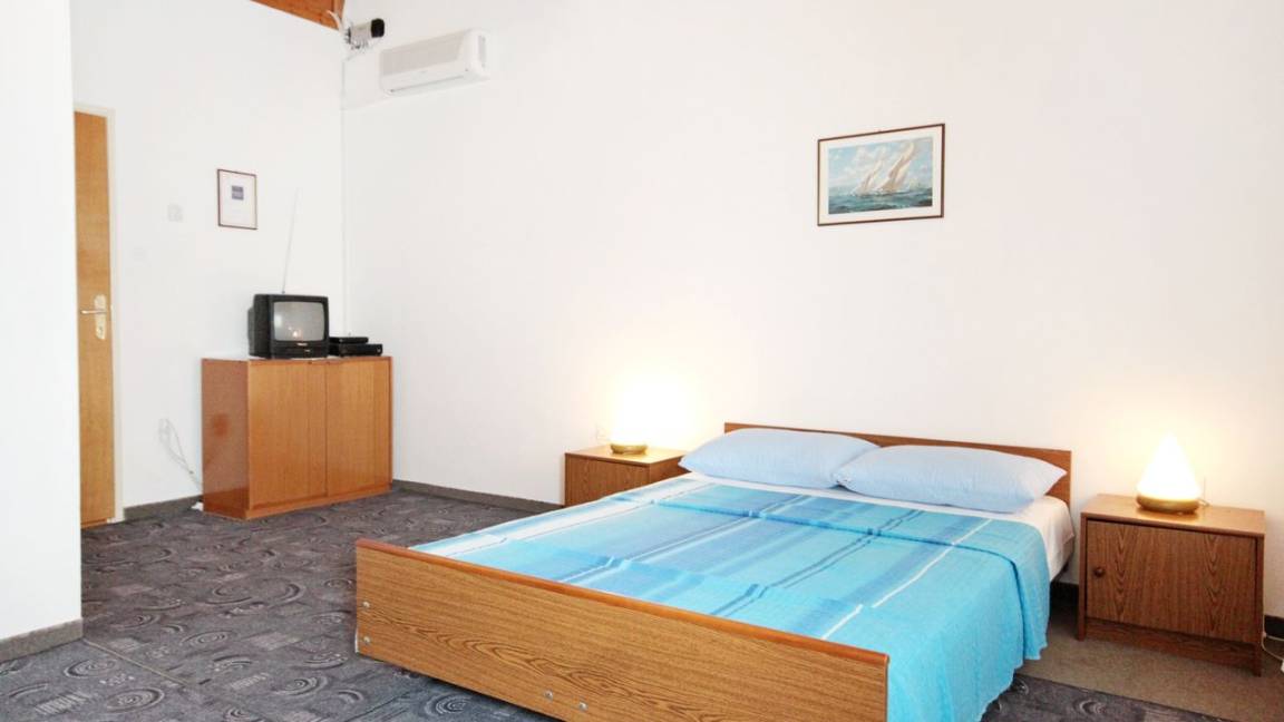 25 M² Hotel ∙ 1 Camera Da Letto ∙ 2 Ospiti - Nona