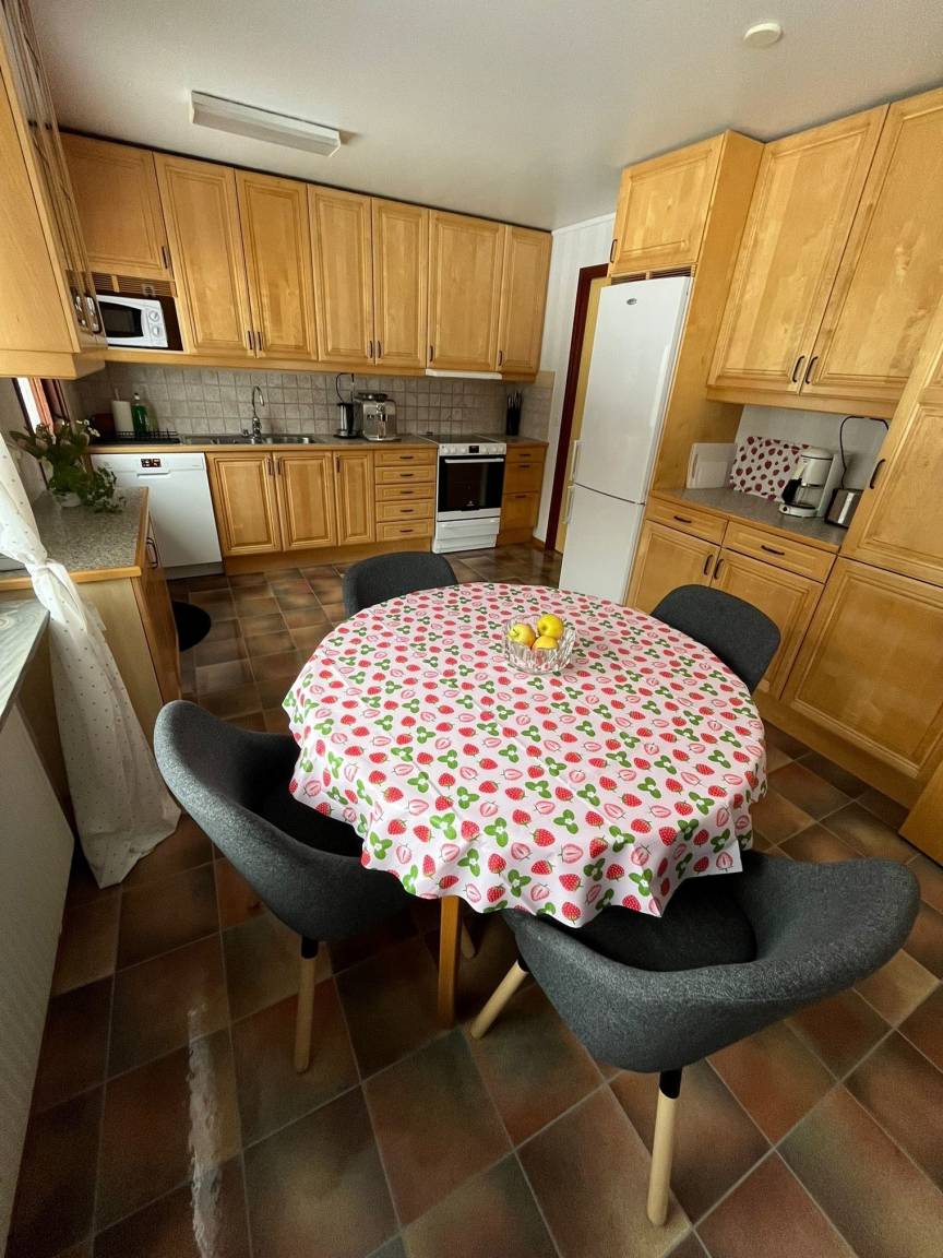 180 m² Ferienhaus ∙ 4 Schlafzimmer ∙ 8 Gäste – Bild 15