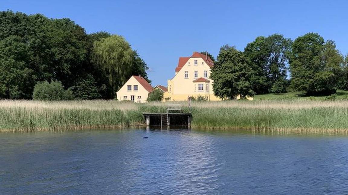 92 M² Ferienwohnung ∙ 2 Schlafzimmer ∙ 4 Gäste - Glowe