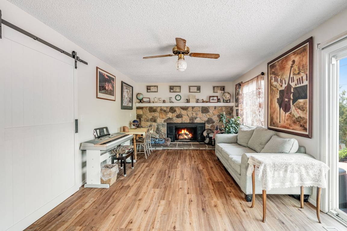 Apartment ∙ 3 Bedrooms ∙ 8 Guests - Colorado Springs, CO