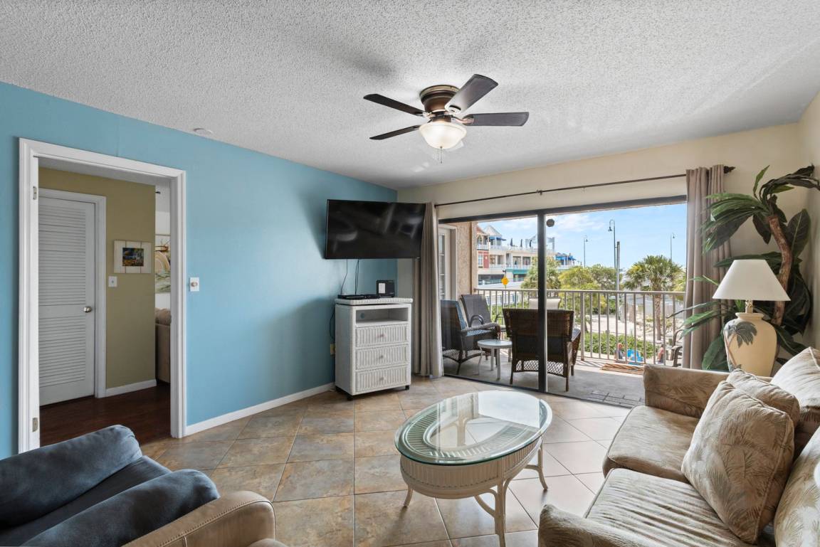 106 M² Condo ∙ 2 Bedrooms ∙ 8 Guests - Madeira Beach, FL