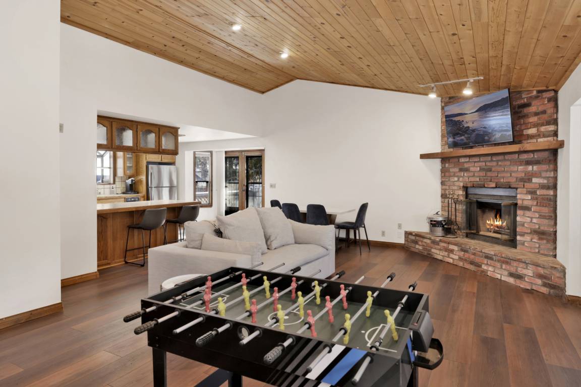 126 M² Cabin ∙ 3 Bedrooms ∙ 8 Guests - California