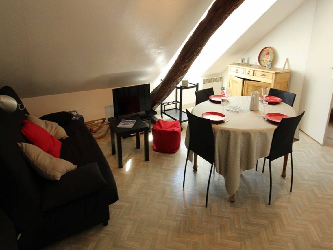 33 M² Apartment ∙ 2 Bedrooms ∙ 4 Guests - Les