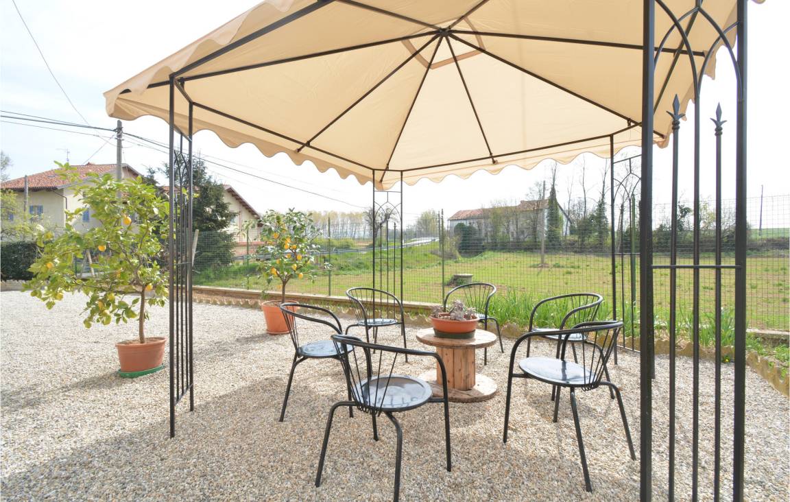 85 M² Ferienhaus ∙ 2 Schlafzimmer ∙ 5 Gäste - Piemont
