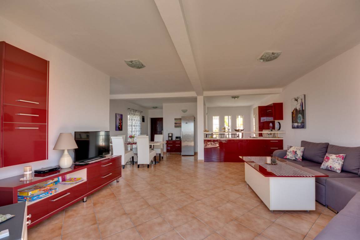 130 m² Ferienhaus ∙ 2 Schlafzimmer ∙ 4 Gäste – Bild 3