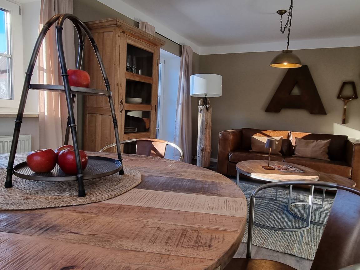 85 M² Ferienwohnung ∙ 2 Schlafzimmer ∙ 6 Gäste - Walchsee