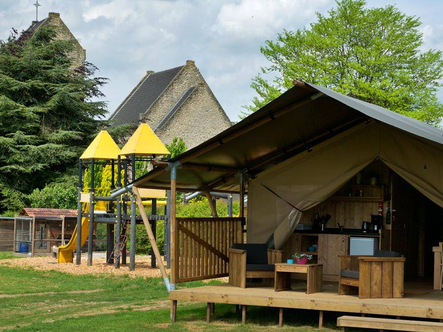 30 M² Tente ∙ 2 Chambres ∙ 4 Personnes - Brunssum