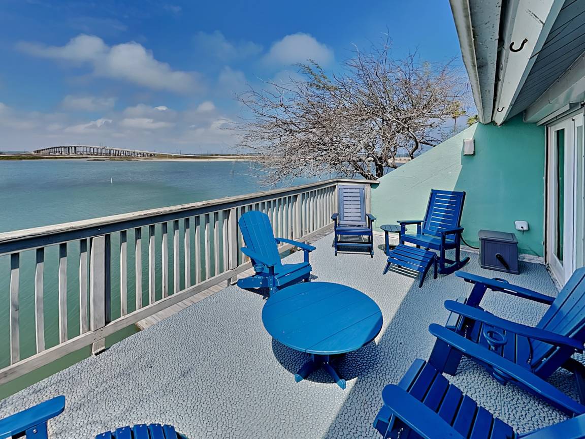 107 M² Condo ∙ 3 Bedrooms ∙ 10 Guests - Corpus Christi, TX