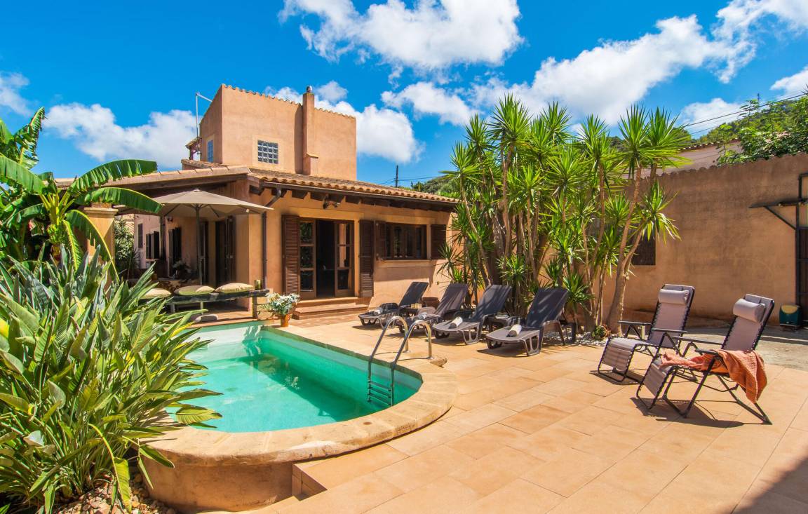 125 M² House ∙ 2 Bedrooms ∙ 4 Guests - Cala Mesquida