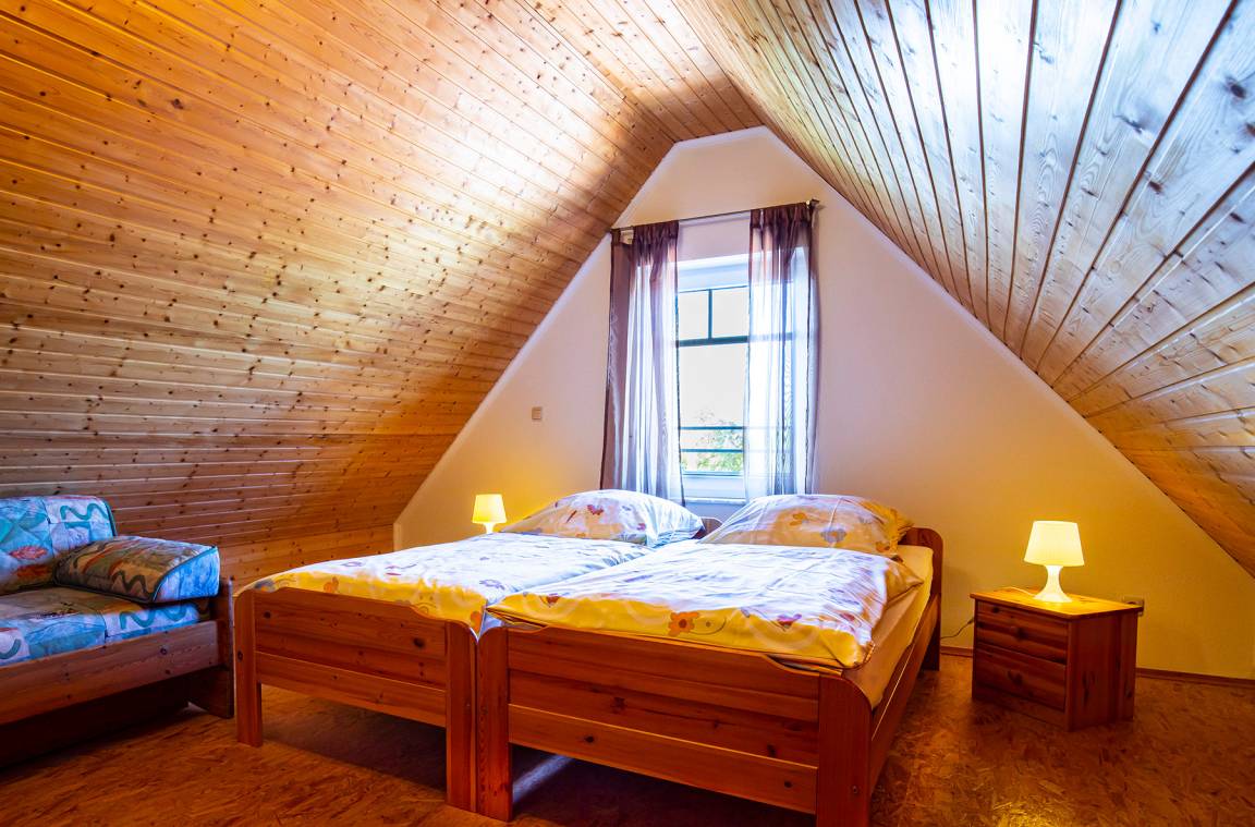 65 m² Ferienwohnung ∙ 3 Schlafzimmer ∙ 5 Gäste – Bild 4