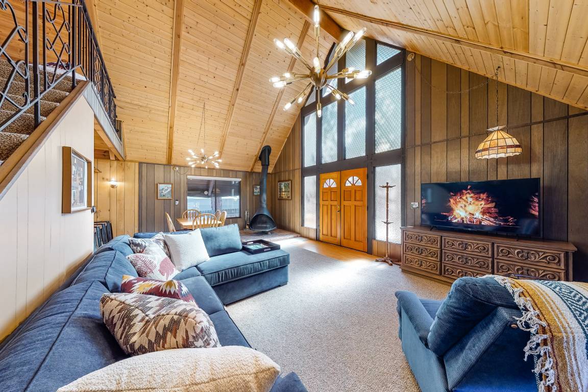 89 M² Cabin ∙ 1 Bedroom ∙ 6 Guests - Big Bear, CA