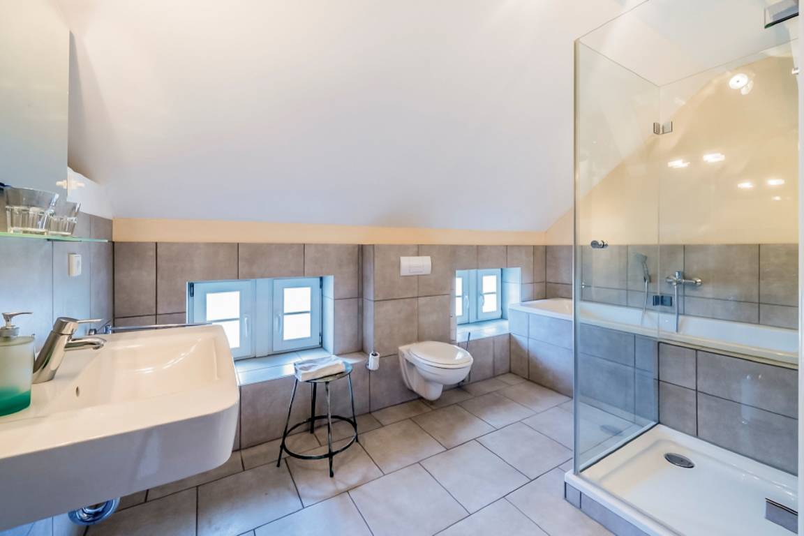 80 m² Ferienwohnung ∙ 2 Schlafzimmer ∙ 4 Gäste – Bild 5