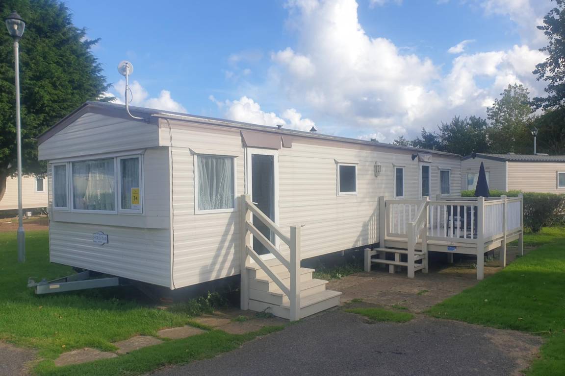 85 M² Cabin ∙ 4 Bedrooms ∙ 10 Guests - Skegness