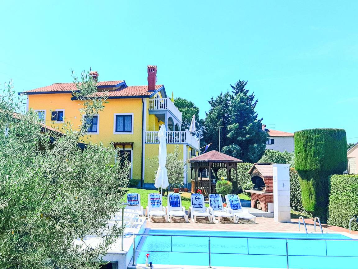 300 M² House ∙ 6 Bedrooms ∙ 10 Guests - Portorož