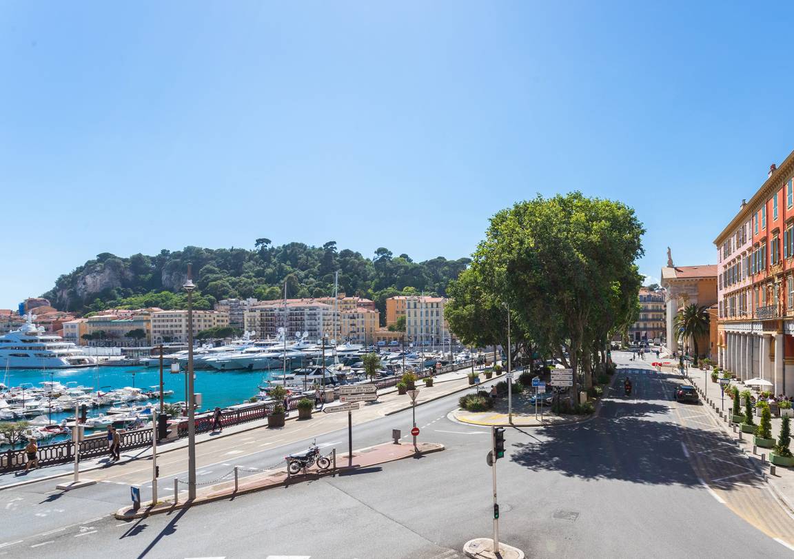 70 M² Appartement ∙ 2 Chambres ∙ 4 Personnes - Nice