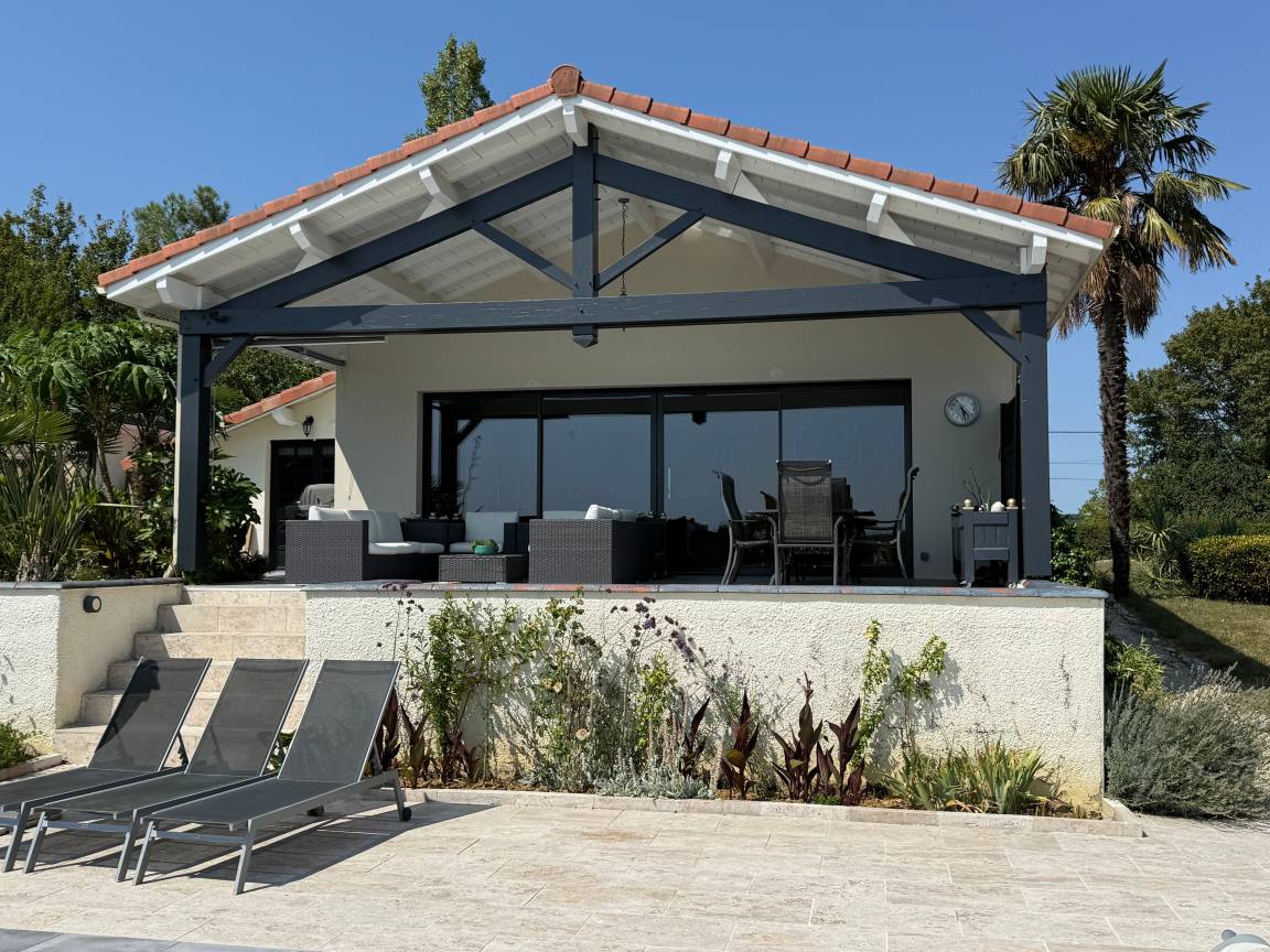 150 M² Villa ∙ 3 Chambres ∙ 6 Personnes - Nogaro