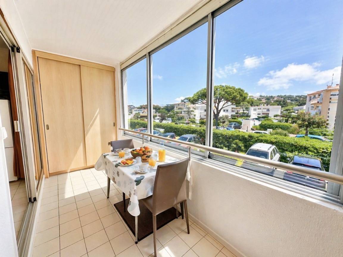 22 M² Studio ∙ 1 Schlafzimmer ∙ 3 Gäste - Sète
