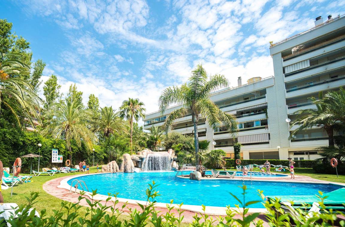 100 M² Apartamento ∙ 3 Habitaciones ∙ 8 Huéspedes - Salou