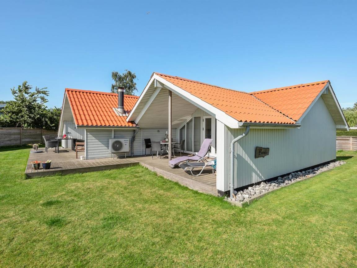 88 M² House ∙ 2 Bedrooms ∙ 6 Guests - Sønderborg