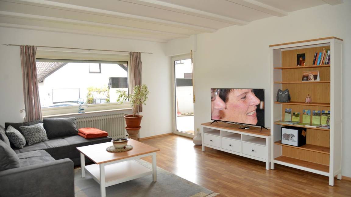 75 M² Apartment ∙ 1 Bedroom ∙ 4 Guests - Annweiler am Trifels