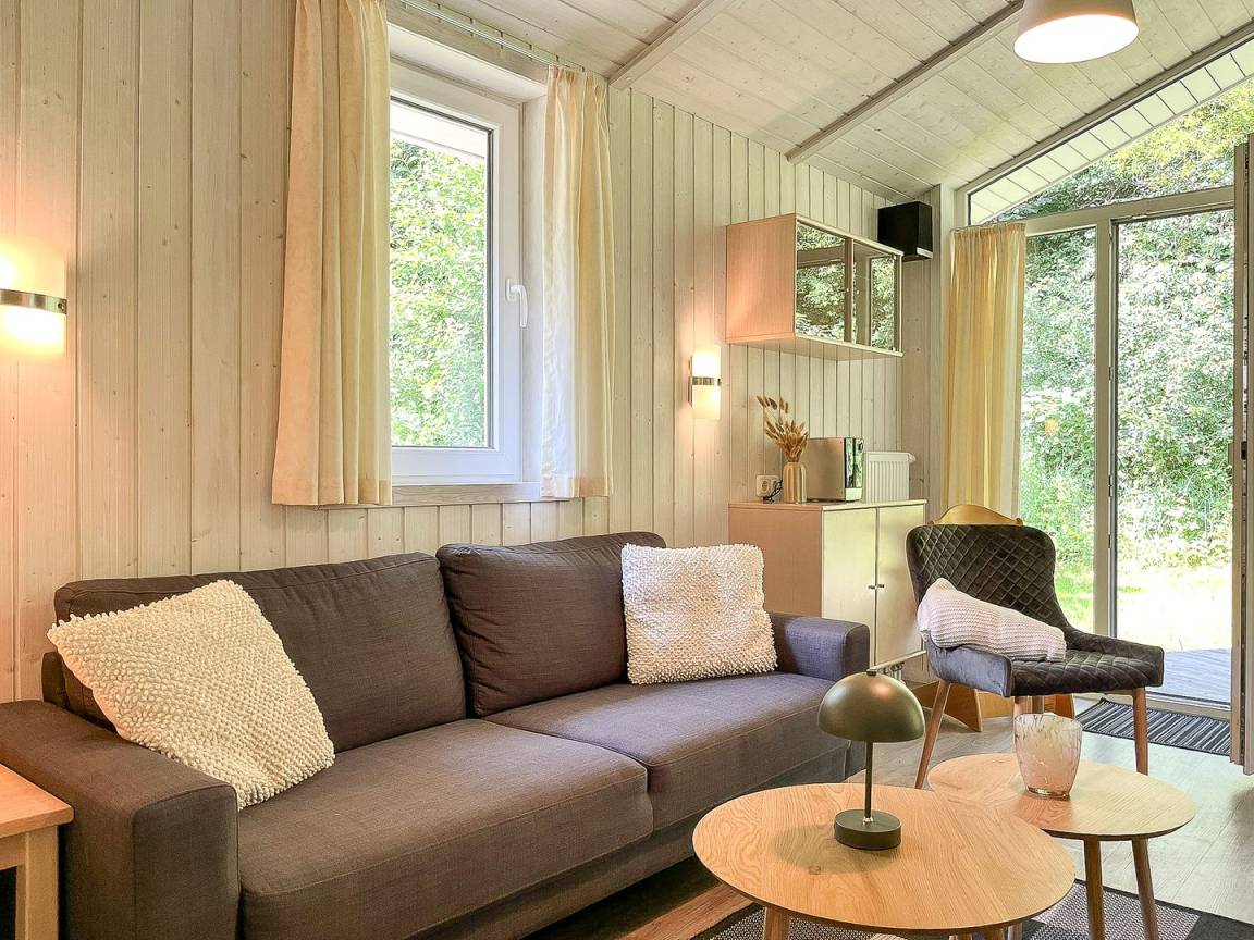 52 M² House ∙ 2 Bedrooms ∙ 4 Guests - Lübeck