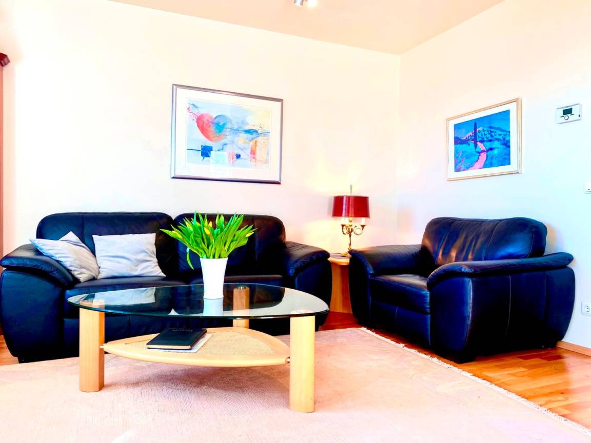 60 M² Ferienwohnung ∙ 1 Schlafzimmer ∙ 2 Gäste - Zingst