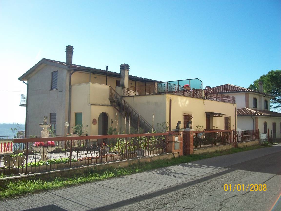 Appartamento Vacanza ∙ 3 Camere Da Letto ∙ 6 Ospiti - Provincia di Rieti