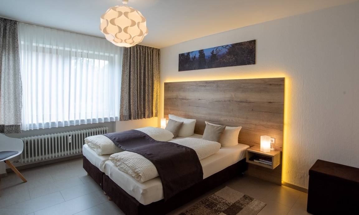 Ferienhaus ∙ 2 Schlafzimmer ∙ 6 Gäste - Bromskirchen