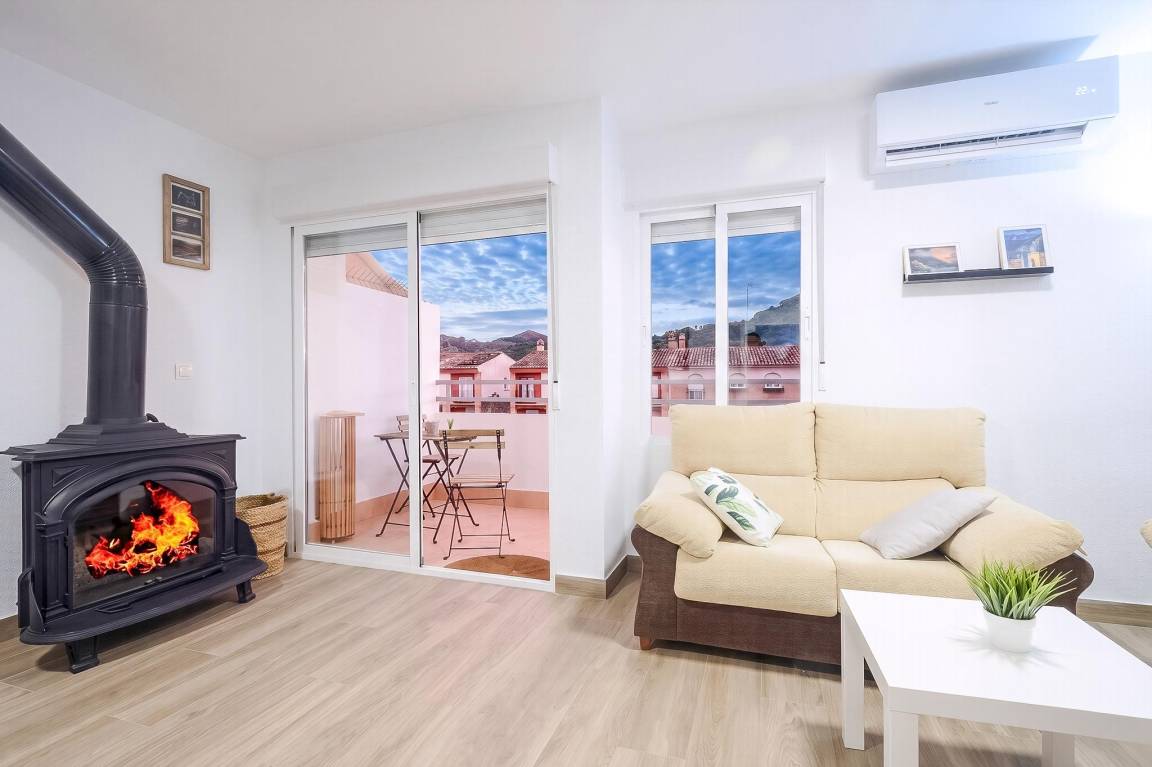 120 M² House ∙ 4 Bedrooms ∙ 10 Guests - Granada