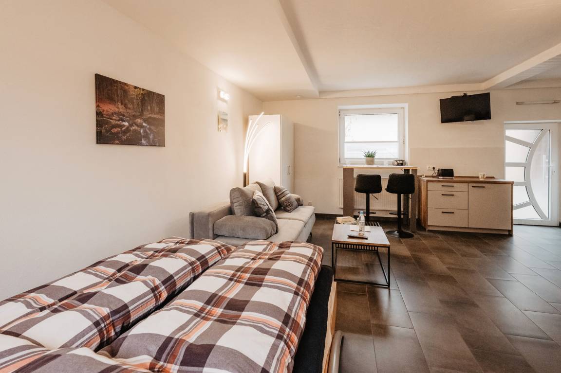 32 M² Ferienwohnung ∙ 1 Schlafzimmer ∙ 3 Gäste - Falkenstein