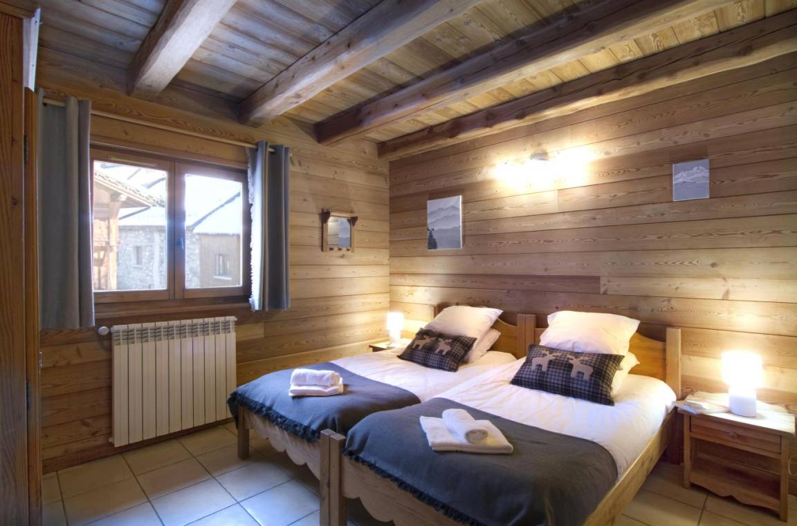 300 m² Chalet ∙ 8 Schlafzimmer ∙ 15 Gäste – Bild 21