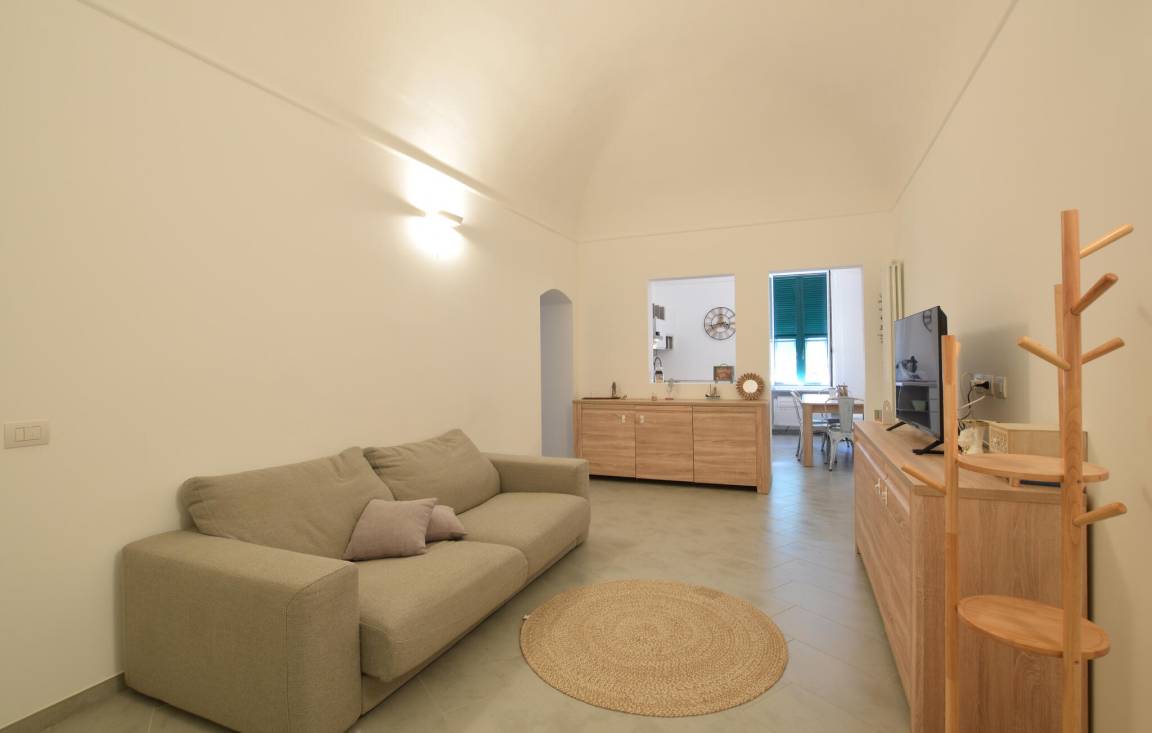 85 M² Appartement ∙ 2 Slaapkamers ∙ 4 Gasten - Loano