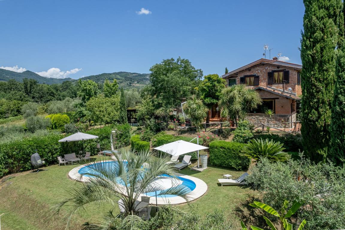 280 M² Boerderij ∙ 5 Slaapkamers ∙ 9 Gasten - Montecatini Terme