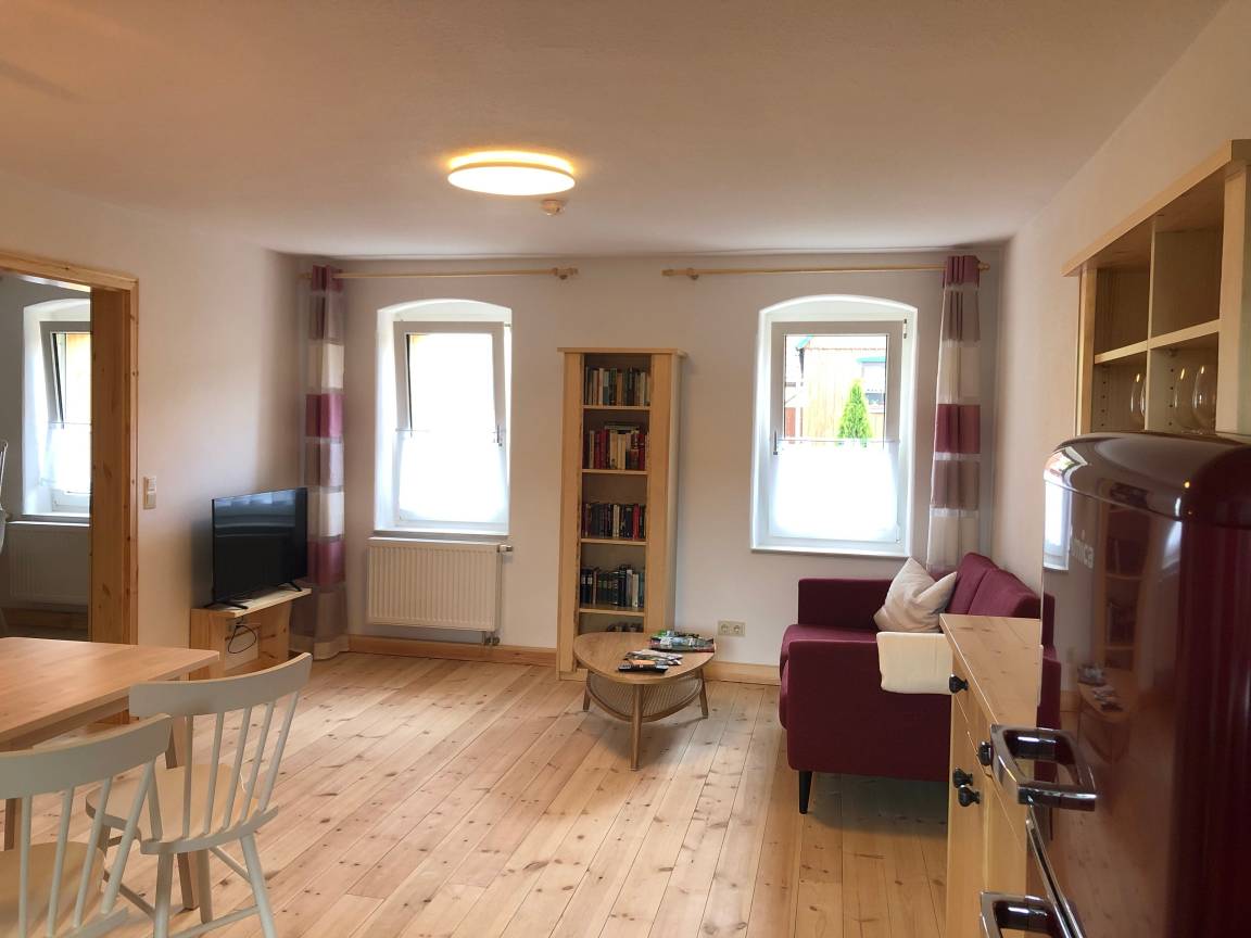 57 m&sup2; Ferienwohnung 2 Schlafzimmer 4 G&auml;ste